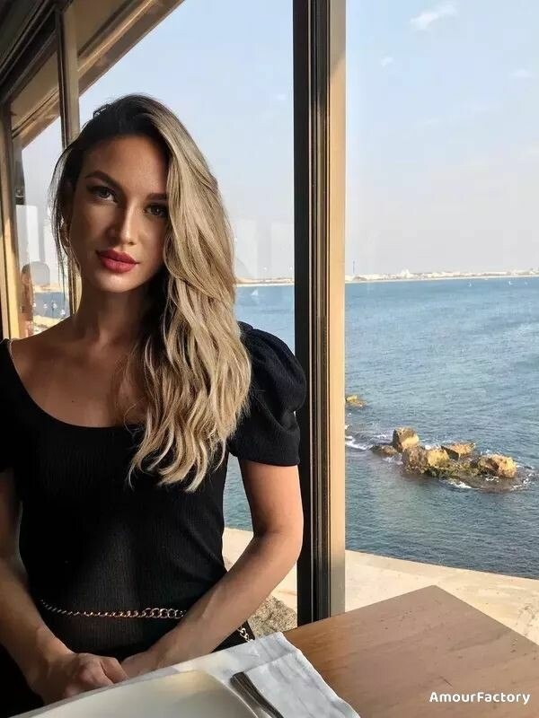 Miriam Profile image 2