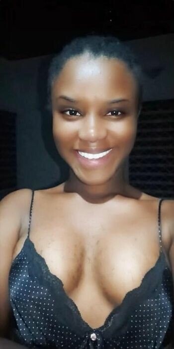 HoneyLV Profile image 1