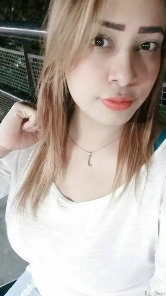 Yana Profile image 4