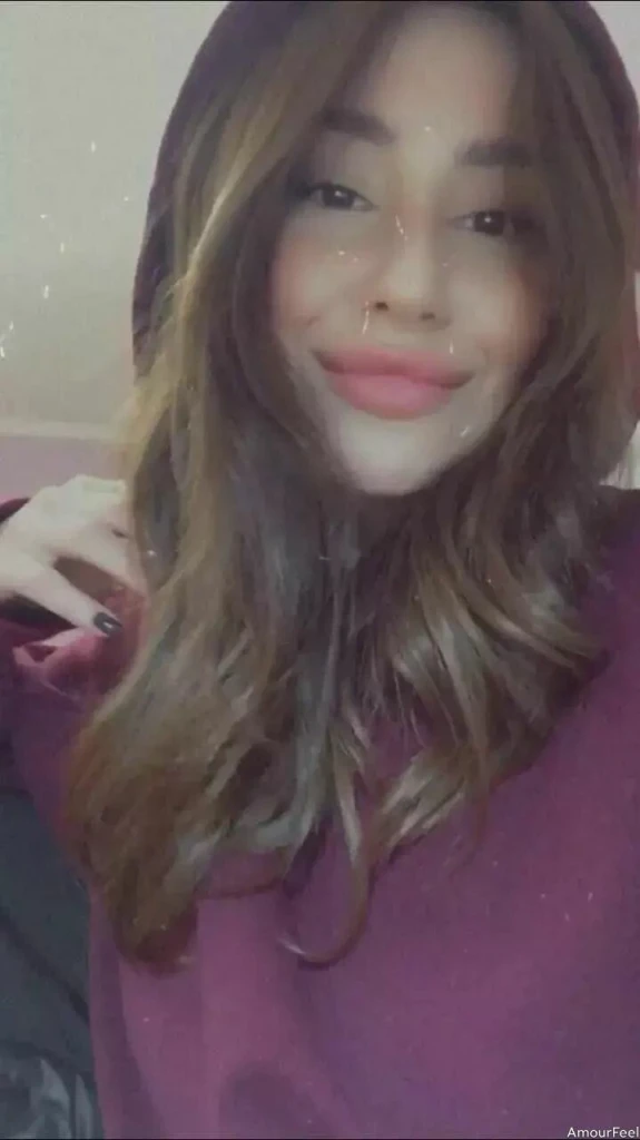 Diana, 27