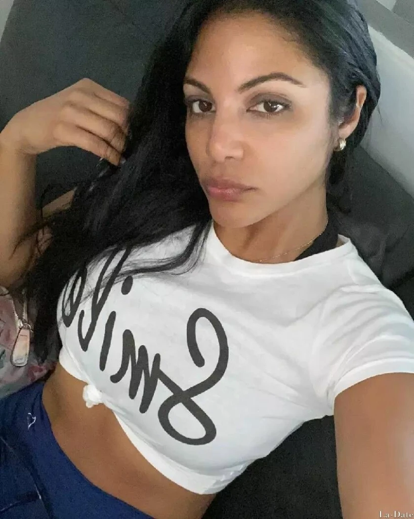 Emily Profile image 3