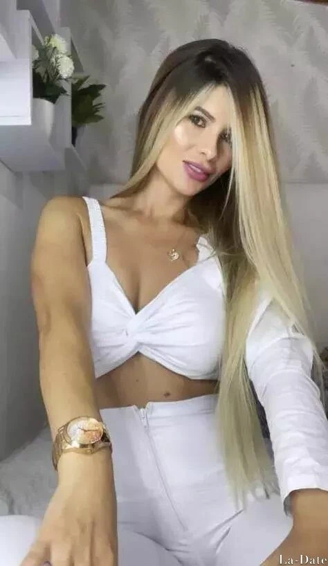 Paola, 31