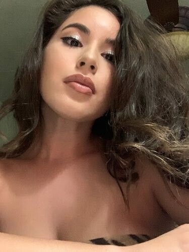 Shawnlyn, 20