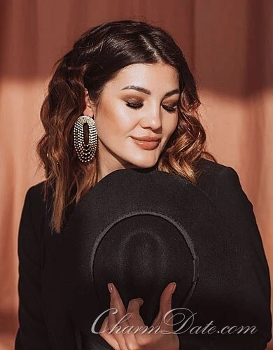 Anya, 26