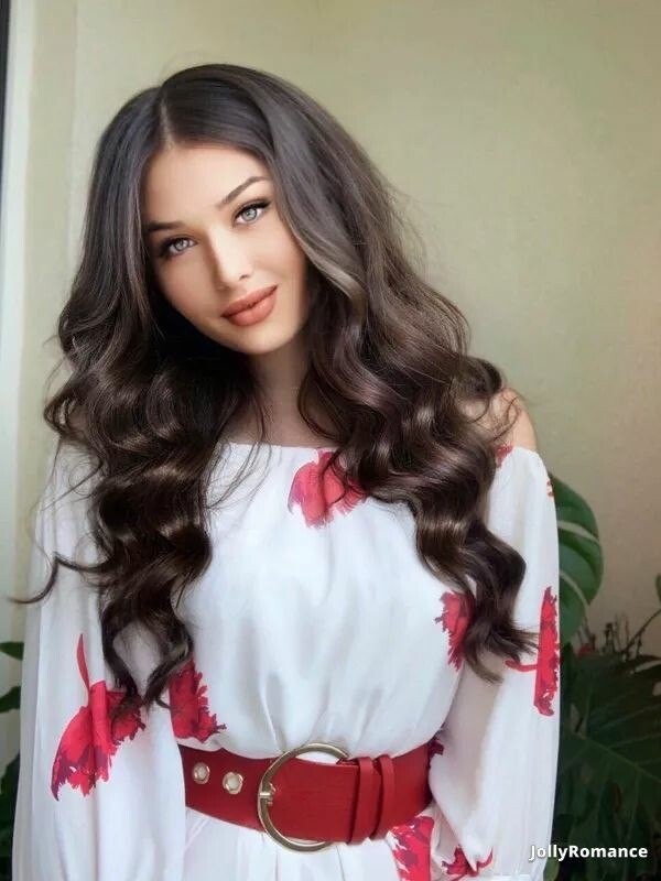 Yanina, 19