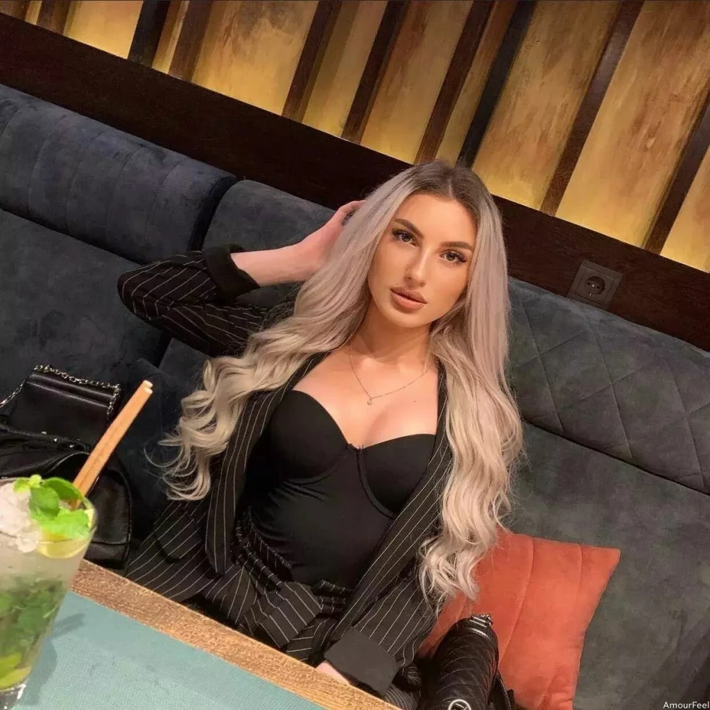 Olga, 23