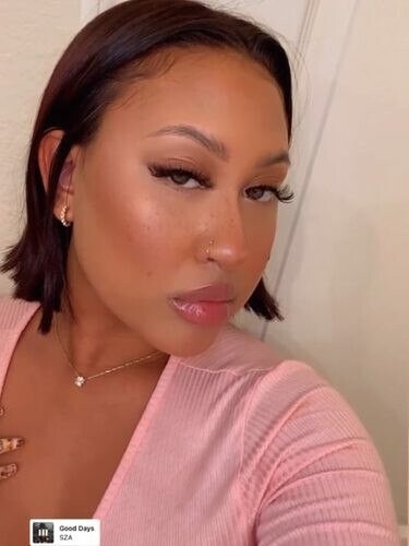 avaxoxxo Profile image 1