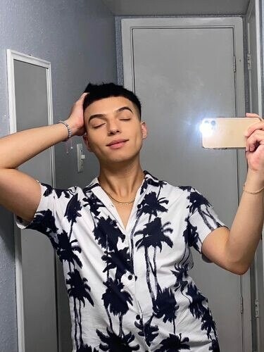Bobby G, 20