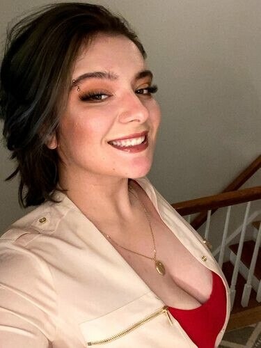 aliyah656 Profile image 2
