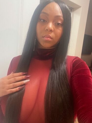 SunnieDay Profile image 2